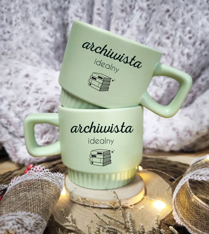 Archiwista - Kubek zielony żebrowany - Personalizacja - Prezent dla archiwisty - Kubek