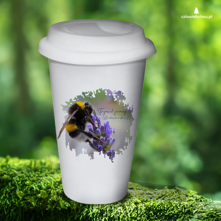 Tumbler termiczny z trzmielem ziemnym (Bombus terrestris) - autorska grafika Pauliny Strejczek-Jaźwińskiej. Pojemność 300 ml, silikonowe wieczko. Kolekcja Trzmiele, Człowiek z Lasu.