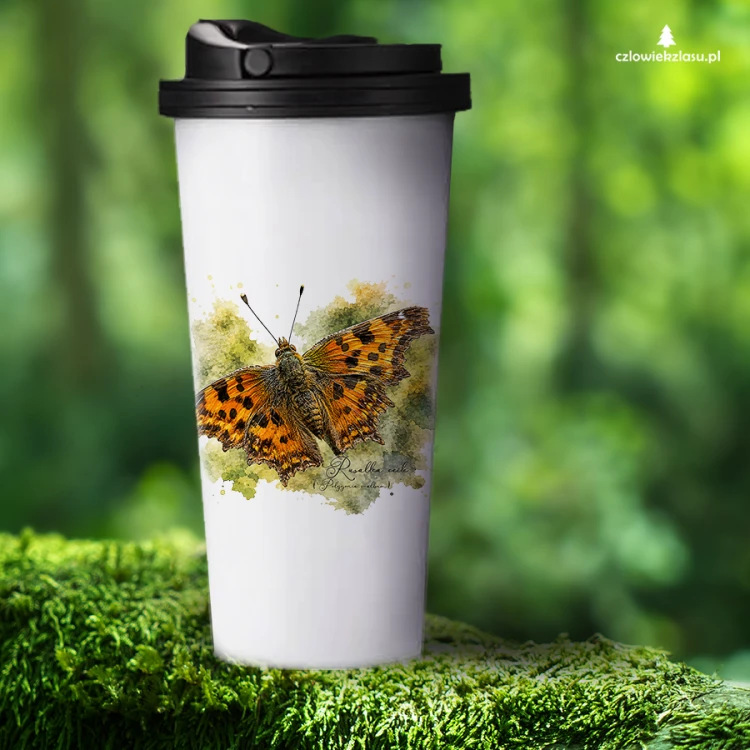 Kubek termiczny z rusałką ceik (Polygonia c-album) - autorska grafika Pauliny Strejczek-Jaźwińskiej. Metal, plastik, mycie ręczne. Kolekcja Rusałka ceik, Człowiek z Lasu.