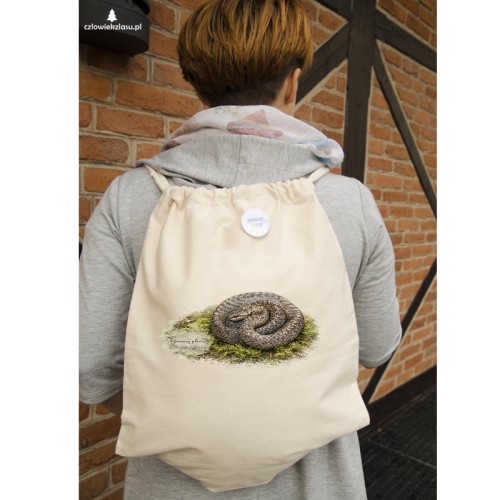 Bawełniany worek-plecak z gniewoszem plamistym (Coronella austriaca) - autorska grafika Pauliny Strejczek-Jaźwińskiej. Gramatura 280 g/m². Kolekcja Gniewosz plamisty, Człowiek z Lasu.