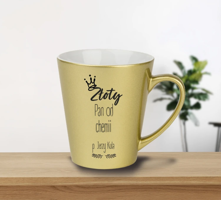 Złota Pani od chemii / Pan od chemii - Chemia - Prezent dla Pani / Pana od chemii - Personalizacja - Kubek złoty latte